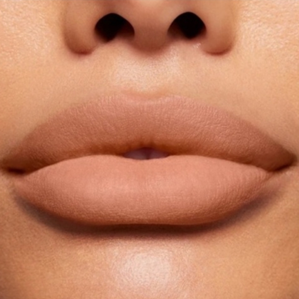 CATCHING RAYS Buxom Full-On Plumping Lip Matte NWT